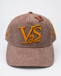 V-SQRD Premium Suede Snapback – Sandstone Gold Edition Premium sandstone suede snapback featuring raised gold VS² embroidery, custom interior branding, curved brim construction, and signature V-SQRD detailing. Built for those who move with Vision, Strengt